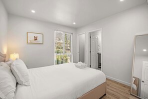 Room - Stylish Modern Retreat Near LA Top Attractions #5 (Altadena)