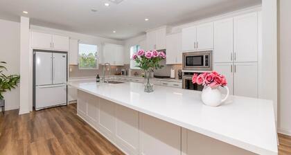 Private Bedroom With Bathroom Central Location