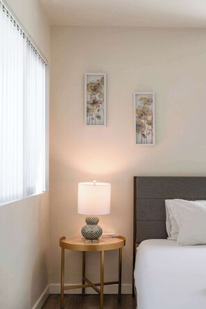 2 bedrooms, individually decorated, individually furnished