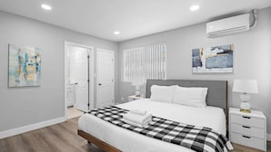 2 habitaciones, decoración personalizada y muebles diferentes 