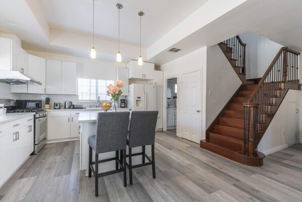 House, Multiple Beds, Patio (7931 B, Rosemead) | Private kitchen - Chic & Cozy Home - Perfect Southern California Getaway (Rosemead)