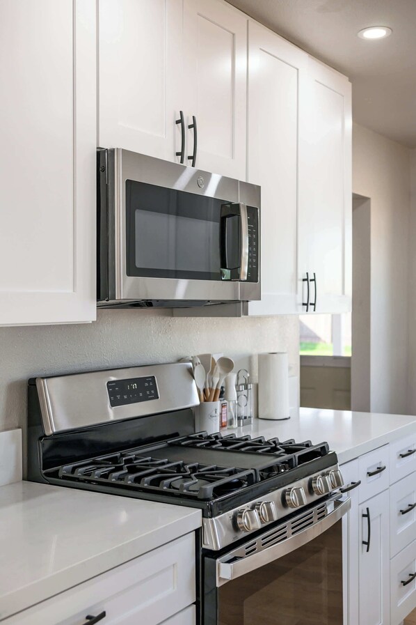 House, Multiple Beds, Patio, Garden View (333 Monrovia) | Private kitchen | Coffee/tea maker