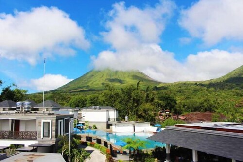 Grand Master Villa Tomohon