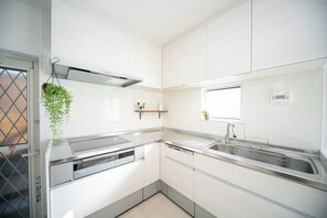 Private kitchen - Shizukinosato Tsuki Terrace 531 (Awaji)