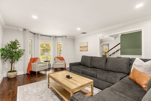 Smart-tv och bordsfotboll