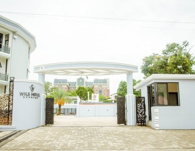 Wils Hotel SUpreme