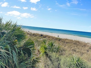 On the beach - Amazing 3-Bed Condo with HUGE porch on the beach (Panama City Beach)