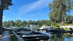 Unclassified image, 3 of 30, button - Oficerski Yacht Club Resort & Spa (Augustów)