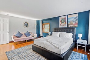 4 quartos, ferros/tábuas de passar roupa, Wi-Fi, roupa de cama