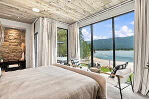 5 bedrooms, desk, free WiFi, bed sheets - Lakefront | Hot Tub + Dock + Sauna | Lake Cascade (Donnelly)