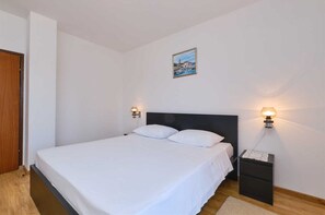 2 bedrooms, free WiFi, bed sheets