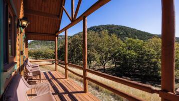 Luxury Cabin, Mountain View | 1 bilik tidur, cadar katil