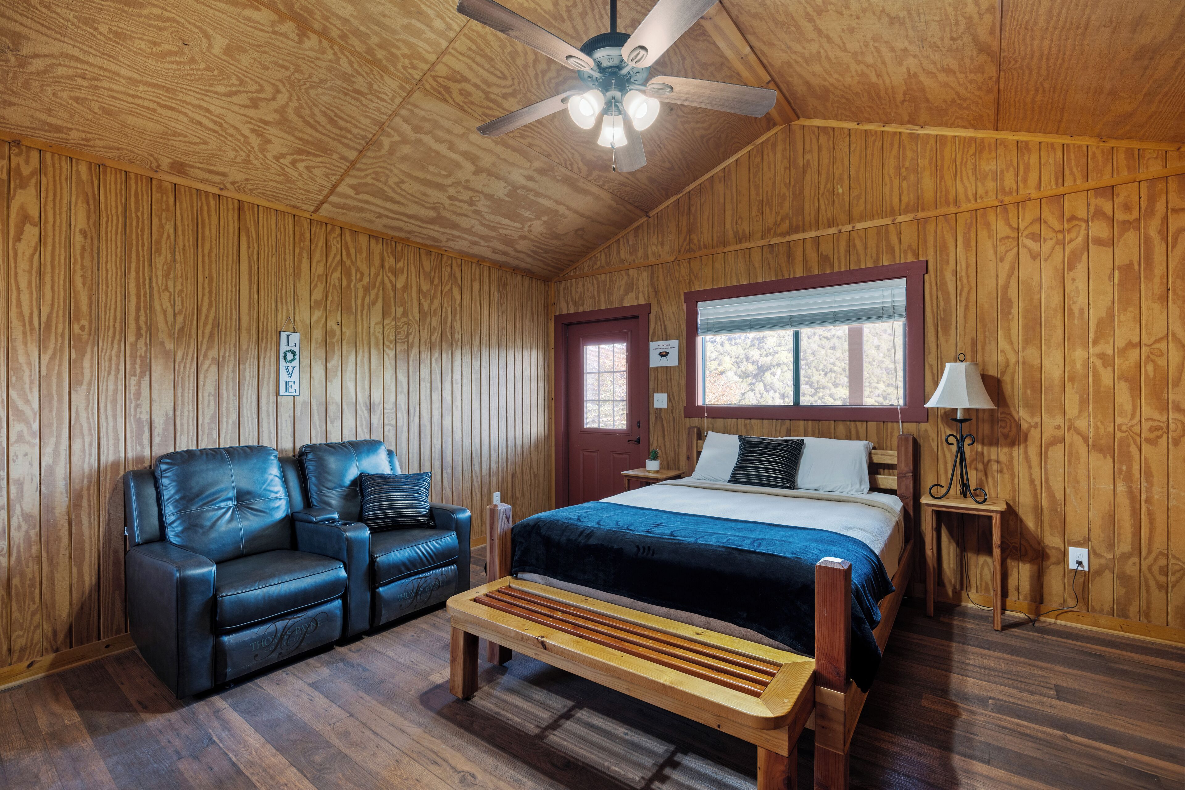 Comfort Cabin (40), 1 Queen Bed, Mountain View | Gratis wifi, beddengoed