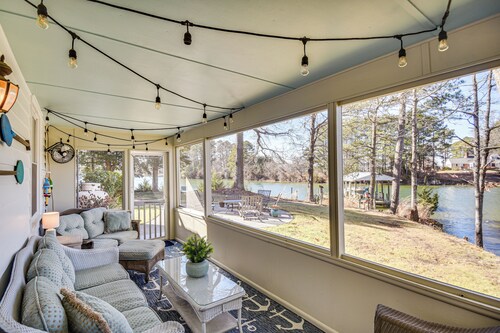 Waterfront Reedville Retreat w/ Hot Tub + Dock