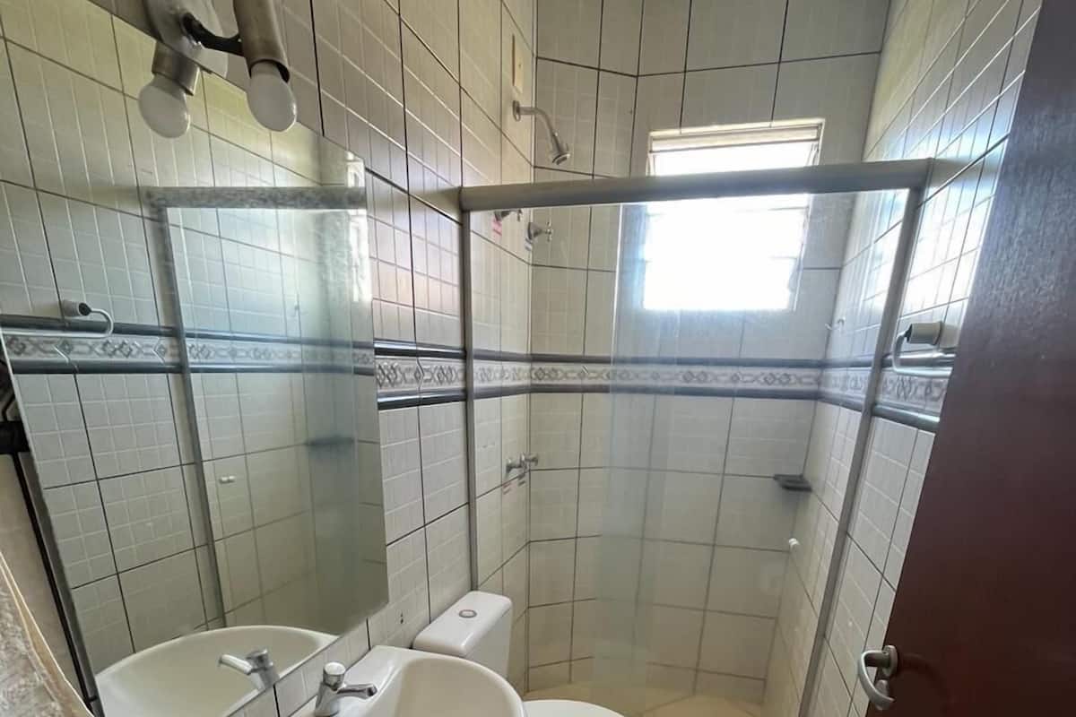 Handdoeken, zeep, shampoo, toiletpapier