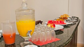 Desayuno buffet incluido todos los días