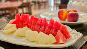 Petit déjeuner buffet compris tous les jours