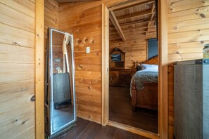 4 habitaciones, escritorio y wifi