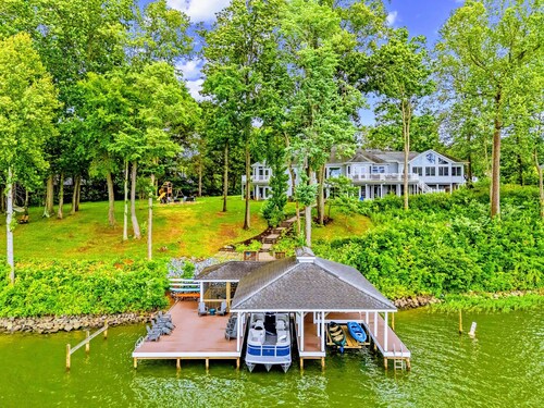 Lakefront Lake Anna, Views, Boat Dock, Hot Tub