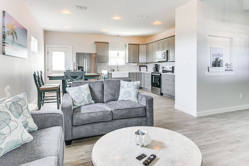 Modern Port Isabel Home: Coastal Family Home!