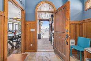 Interior detail - Snow Therapy Chalet Ski In Out & Hot Tub (Big White)