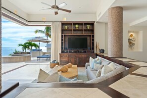 TV, fireplace, DVD player