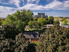 Exterior - 3BR Sleeps 6 • Walk to Lambeau & Resch • Dog OK (Green Bay)