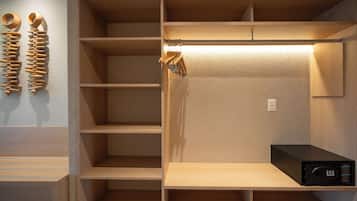 1 bedroom, minibar, laptop workspace, free cribs/infant beds