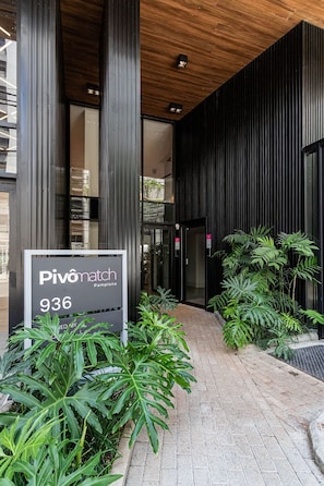 Exterior detail - Pivô Pamplona by Viva - Apartamentos novos e espaçosos ao lado da Av Paulista (São Paulo)