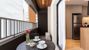 City Studio | Dining