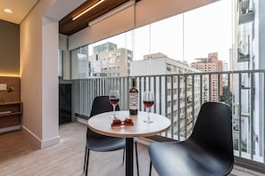 Studio Comfort | Tempat makan