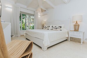 4 Schlafzimmer, Bügeleisen/Bügelbrett, WLAN, Bettwäsche