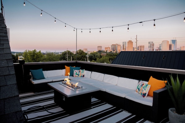 Terrace/patio - Rooftop Home with Skyline Downtown Views (Nashville)