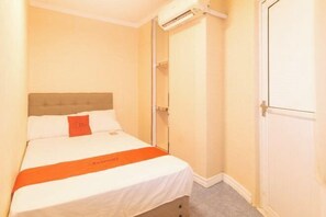 Room - RedDoorz at Emperor Manila Boutique Hotel (Manila)