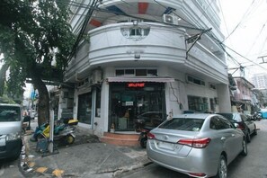 บริเวณภายนอก