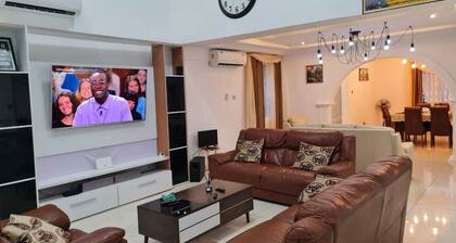 King George Lodge-The place for you to relax and enjoy a comfortable stay.