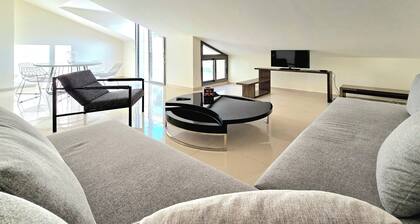 Charming 1-bedroom apartment with pool, WiFi, Ac, in nice, calm area in Tabarja