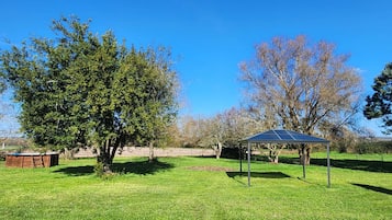 Área de parrillas y picnic