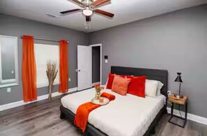 3 bedrooms, iron/ironing board, WiFi, bed sheets - Charming 3-bedroom house with AC and WiFi (New Orleans)