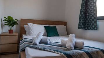 1 Schlafzimmer, Schreibtisch, Bügeleisen/Bügelbrett, WLAN