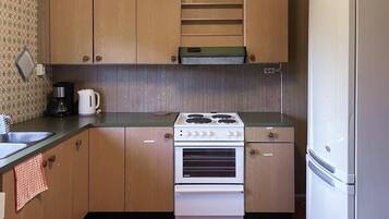 Frigorífic, forn, placa de cuina i rentaplats