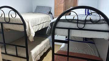 4 間睡房、Wi-Fi、床單