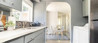 Tranquil 2-bedroom house in Renton minutes from Seattle