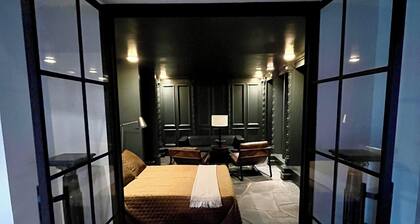 Paces Palazzo--Atlanta's premier 2.3 acre Buckhead estate