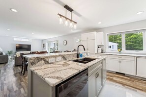 Fridge, microwave, oven, stovetop - Cottage 9 - 3BR Lake Retreat | Stunning Views (Greenbush)