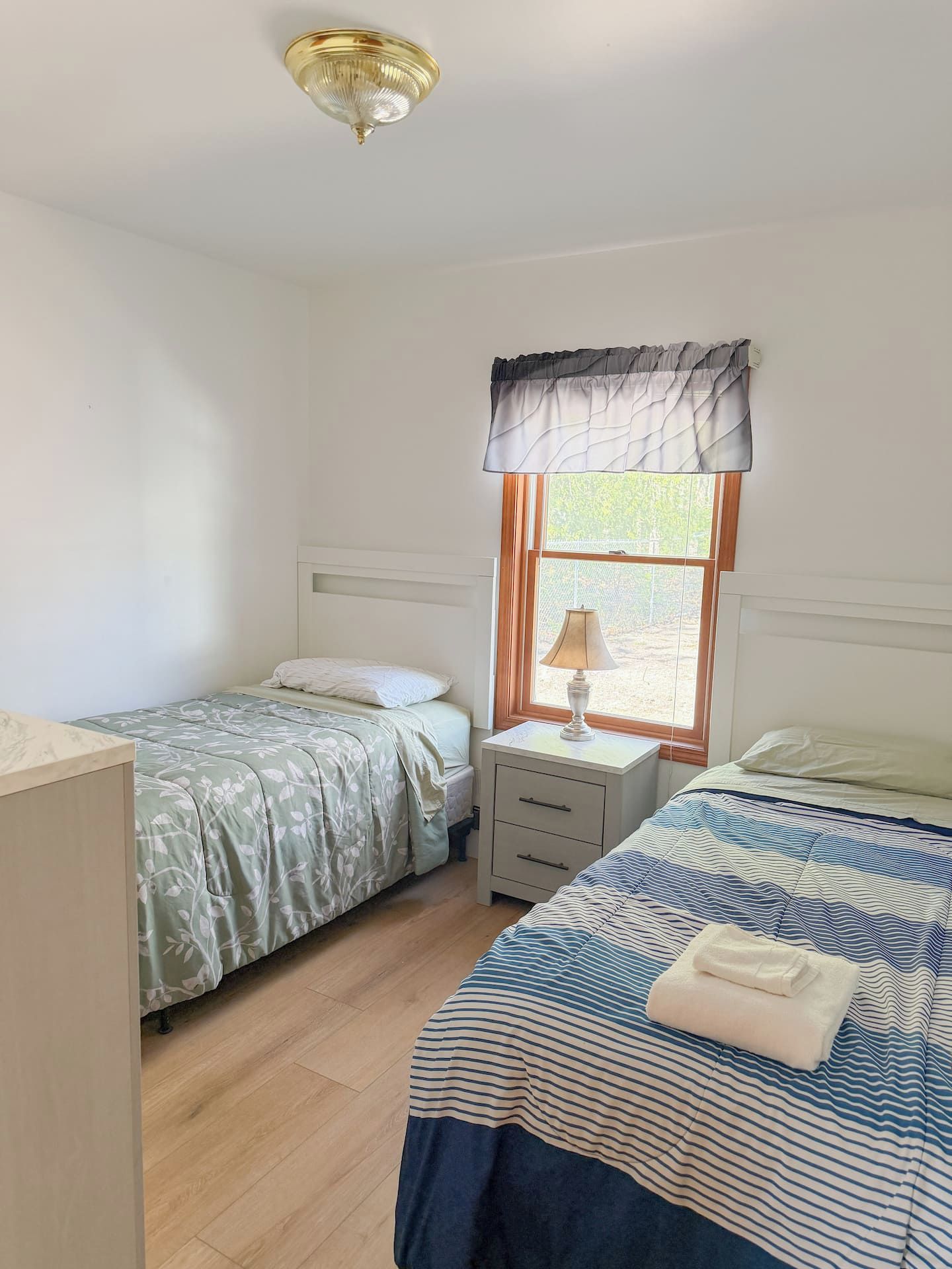 4 bedrooms, WiFi (free), bed sheets