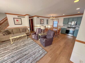 TV, fireplace - Cottage 6 - 4BR Lakefront Escape | Perfect for Groups! (Greenbush)