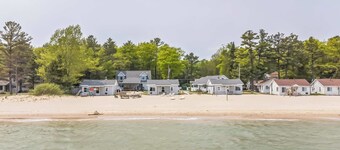 Cottage 6 - 4BR Lakefront Escape | Perfect for Groups!
