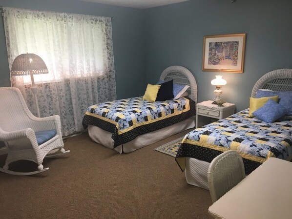 1 bedroom, Internet, bed sheets, wheelchair access