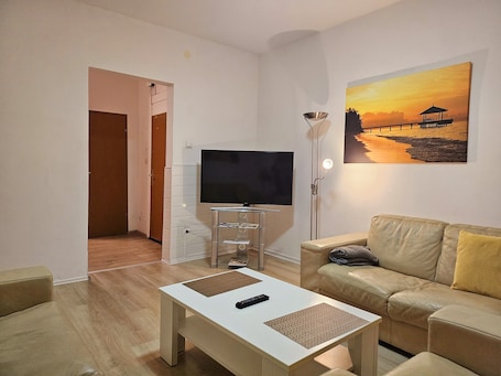 Living area. Cozy apartment with 2 bedrooms opposite the Zollverein colliery